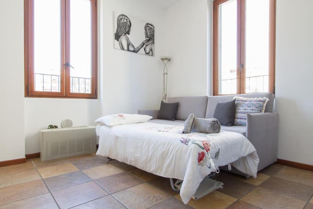 Fabulous Studio In Monza 15 Km To Milan City Centre Esterno foto