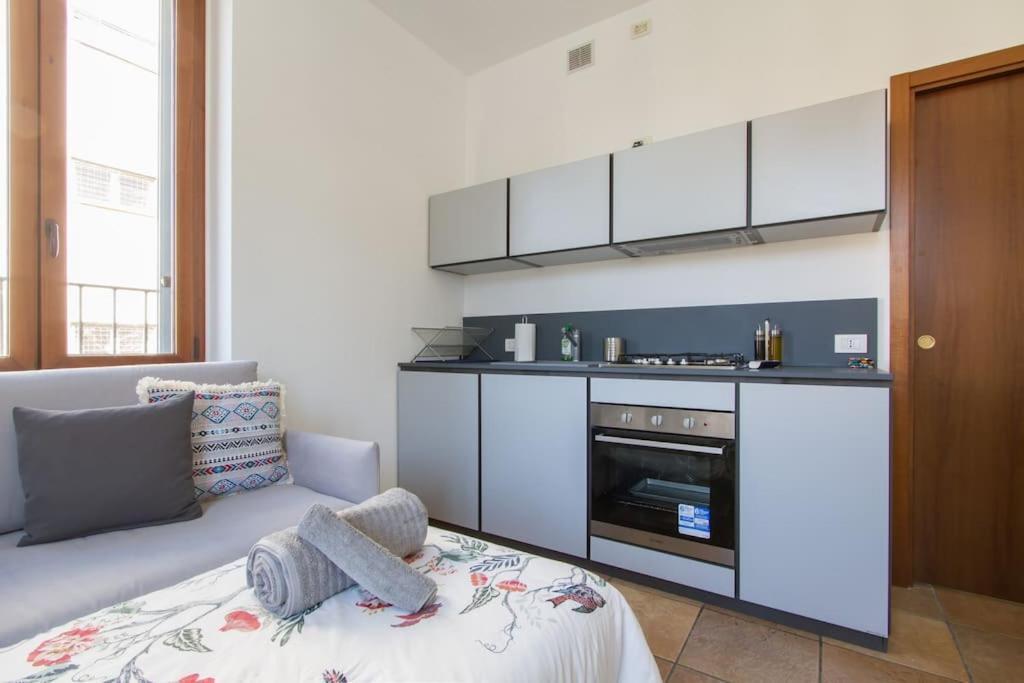 Fabulous Studio In Monza 15 Km To Milan City Centre Esterno foto